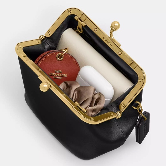 Coach Kisslock Frame Bag 14 Crossbody in Brass/Black Glovetanned Leather NWT - Picture 4 of 15